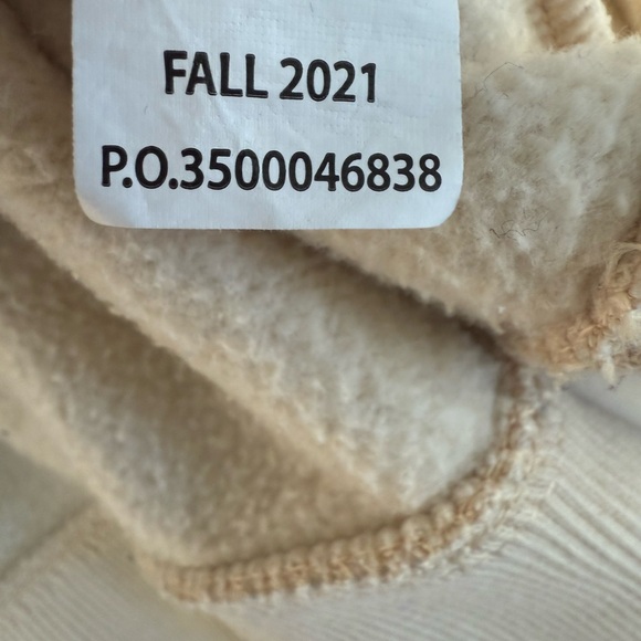 Carhartt Women's Relaxed Fit Midweight Logo Sleeve Graphic Hoodie 3XL Ivory - Picture 9 of 9